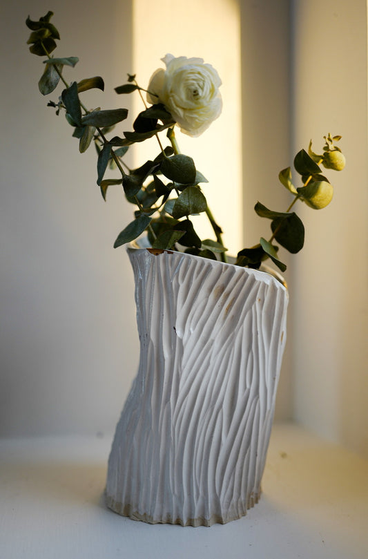Tree vase 2
